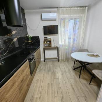 Продается 2-х комнатная квартира, 56,4 м²