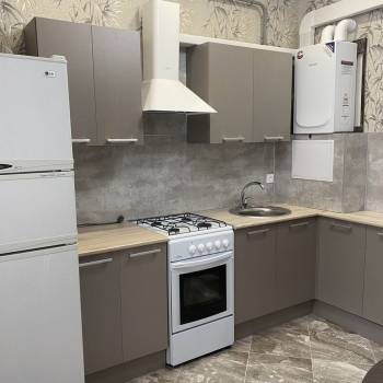 Сдается 1-комнатная квартира, 38 м²