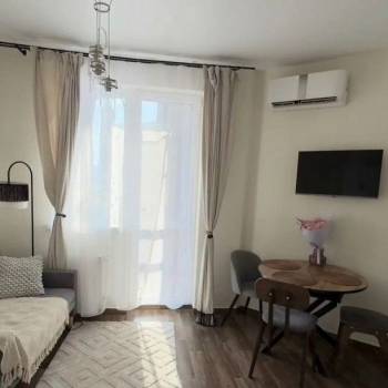 Продается 1-комнатная квартира, 42,5 м²