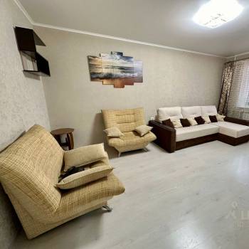 Сдается 1-комнатная квартира, 40 м²