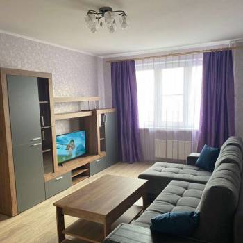 Сдается 1-комнатная квартира, 38 м²