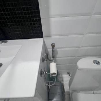Продается 1-комнатная квартира, 37 м²