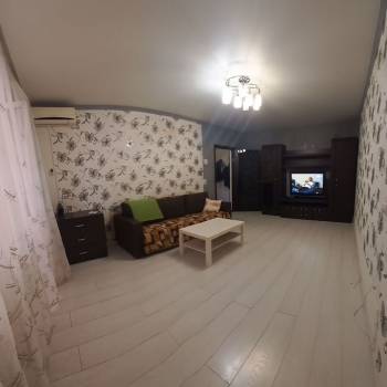 Сдается 1-комнатная квартира, 37 м²
