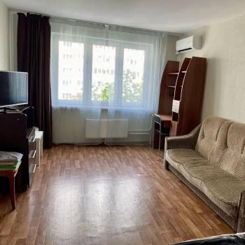 Сдается 1-комнатная квартира, 37 м²