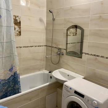Сдается 1-комнатная квартира, 37 м²