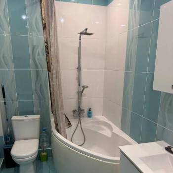 Сдается 1-комнатная квартира, 55 м²