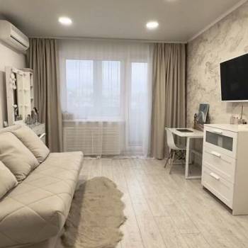Сдается 1-комнатная квартира, 38 м²