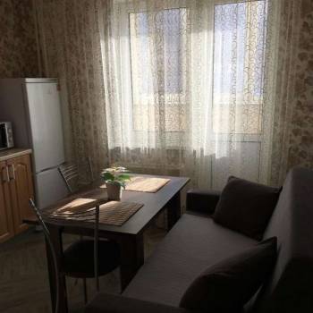 Сдается 1-комнатная квартира, 42 м²