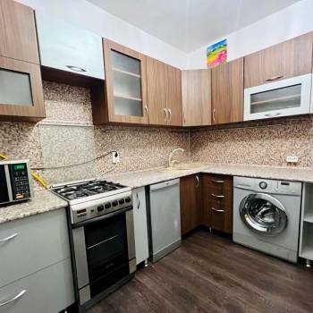 Сдается Многокомнатная квартира, 64 м²