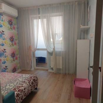 Продается 1-комнатная квартира, 32 м²