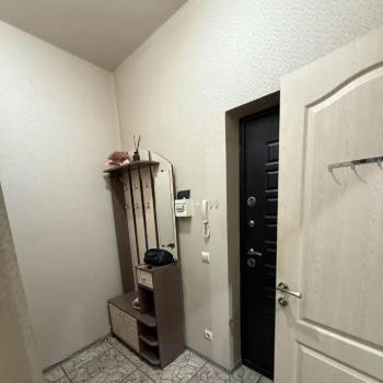 Сдается 1-комнатная квартира, 39 м²