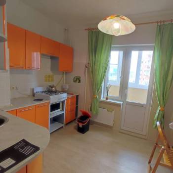 Сдается 1-комнатная квартира, 42 м²