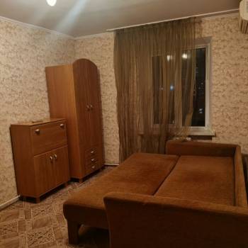 Продается Многокомнатная квартира, 74 м²