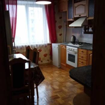 Сдается Многокомнатная квартира, 64 м²