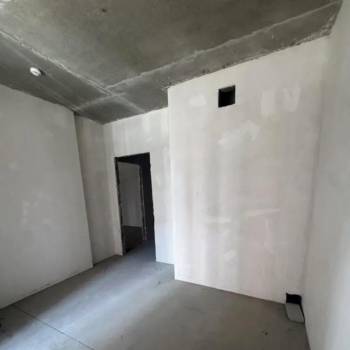 Продается 1-комнатная квартира, 42,5 м²