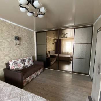 Сдается 1-комнатная квартира, 38 м²