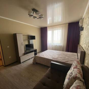 Сдается 1-комнатная квартира, 38 м²