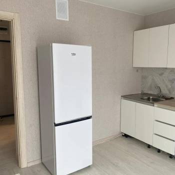 Сдается 1-комнатная квартира, 39 м²