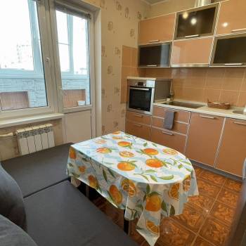 Сдается 1-комнатная квартира, 38 м²