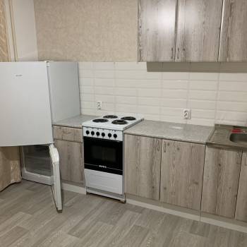 Продается 1-комнатная квартира, 38 м²