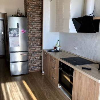 Продается 1-комнатная квартира, 46,7 м²