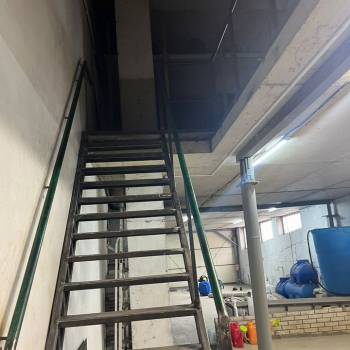 Сдается Нежилое помещение, 300 м²