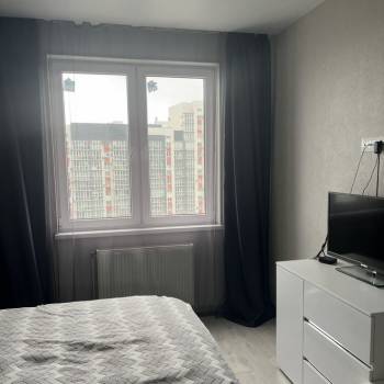 Продается 1-комнатная квартира, 36 м²