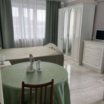 Сдается 1-комнатная квартира, 35 м²