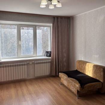 Продается 1-комнатная квартира, 36 м²