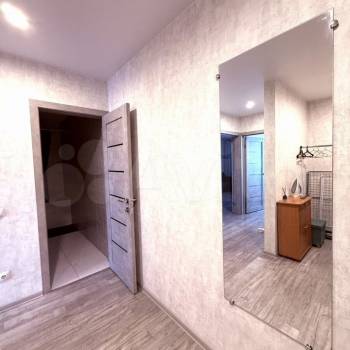 Сдается 1-комнатная квартира, 46 м²