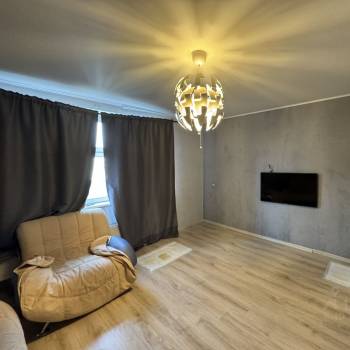 Продается Многокомнатная квартира, 94,4 м²