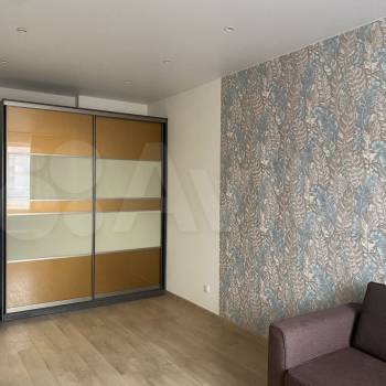 Сдается 1-комнатная квартира, 39 м²