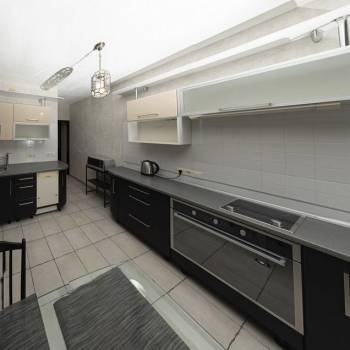 Сдается 2-х комнатная квартира, 64 м²