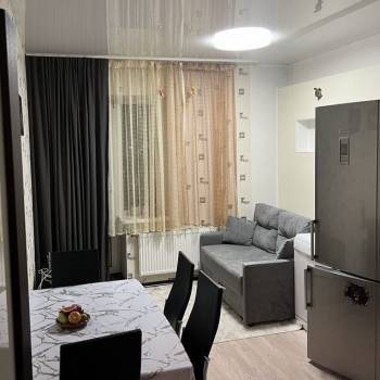 Сдается 1-комнатная квартира, 40 м²