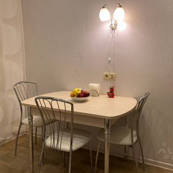 Сдается Многокомнатная квартира, 62 м²