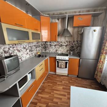 Сдается 2-х комнатная квартира, 60 м²