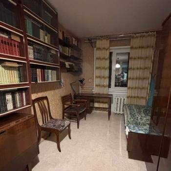 Сдается Многокомнатная квартира, 58 м²