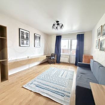 Сдается 1-комнатная квартира, 43 м²