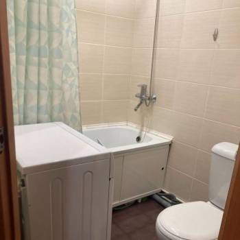 Продается 1-комнатная квартира, 30 м²