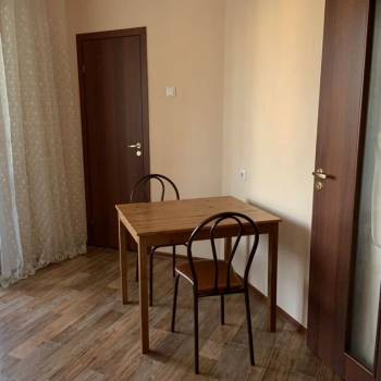 Сдается 1-комнатная квартира, 49 м²