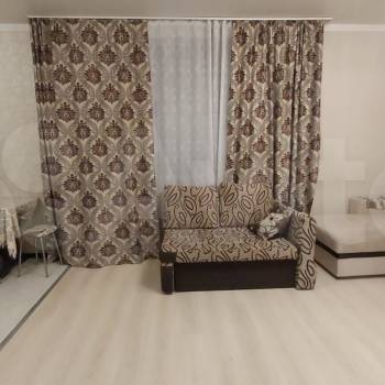 Продается 1-комнатная квартира, 40 м²