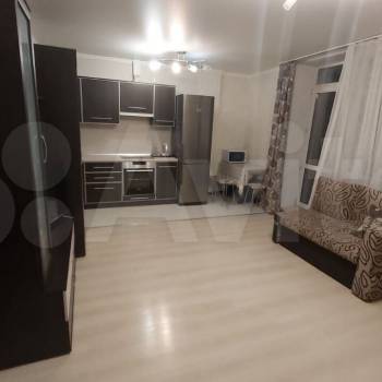 Продается 1-комнатная квартира, 40 м²