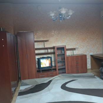 Сдается 1-комнатная квартира, 43 м²