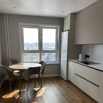 Продается 3-х комнатная квартира, 57 м²