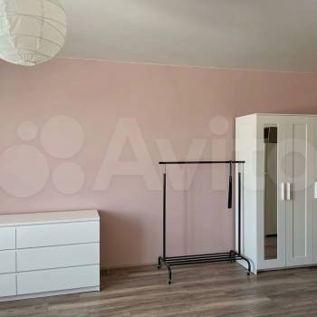 Сдается 1-комнатная квартира, 38 м²