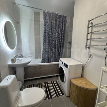 Сдается 1-комнатная квартира, 38,6 м²