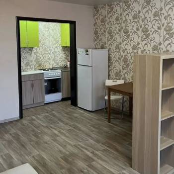 Сдается 1-комнатная квартира, 43 м²