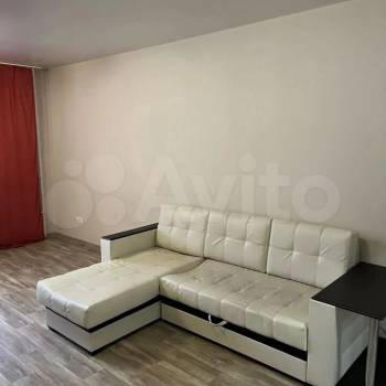 Сдается 1-комнатная квартира, 43 м²