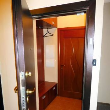 Сдается 2-х комнатная квартира, 66,1 м²