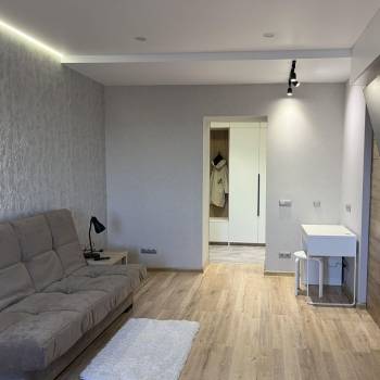 Сдается 1-комнатная квартира, 41 м²